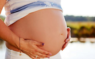 Насколько оправдано проведение амниоцентеза во время беременности — можно ли избежать обследования