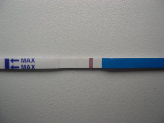 Как реагирует тест на внематочную беременность